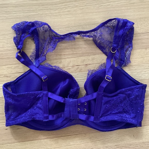 Victoria’s Secret Royal Blue / Purple Bra - Picture 4 of 7